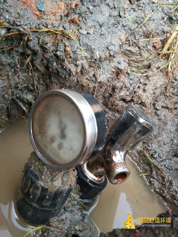 余姚牟山鎮世貿牟山湖佩拉小鎮2號樓地源熱泵施工案例