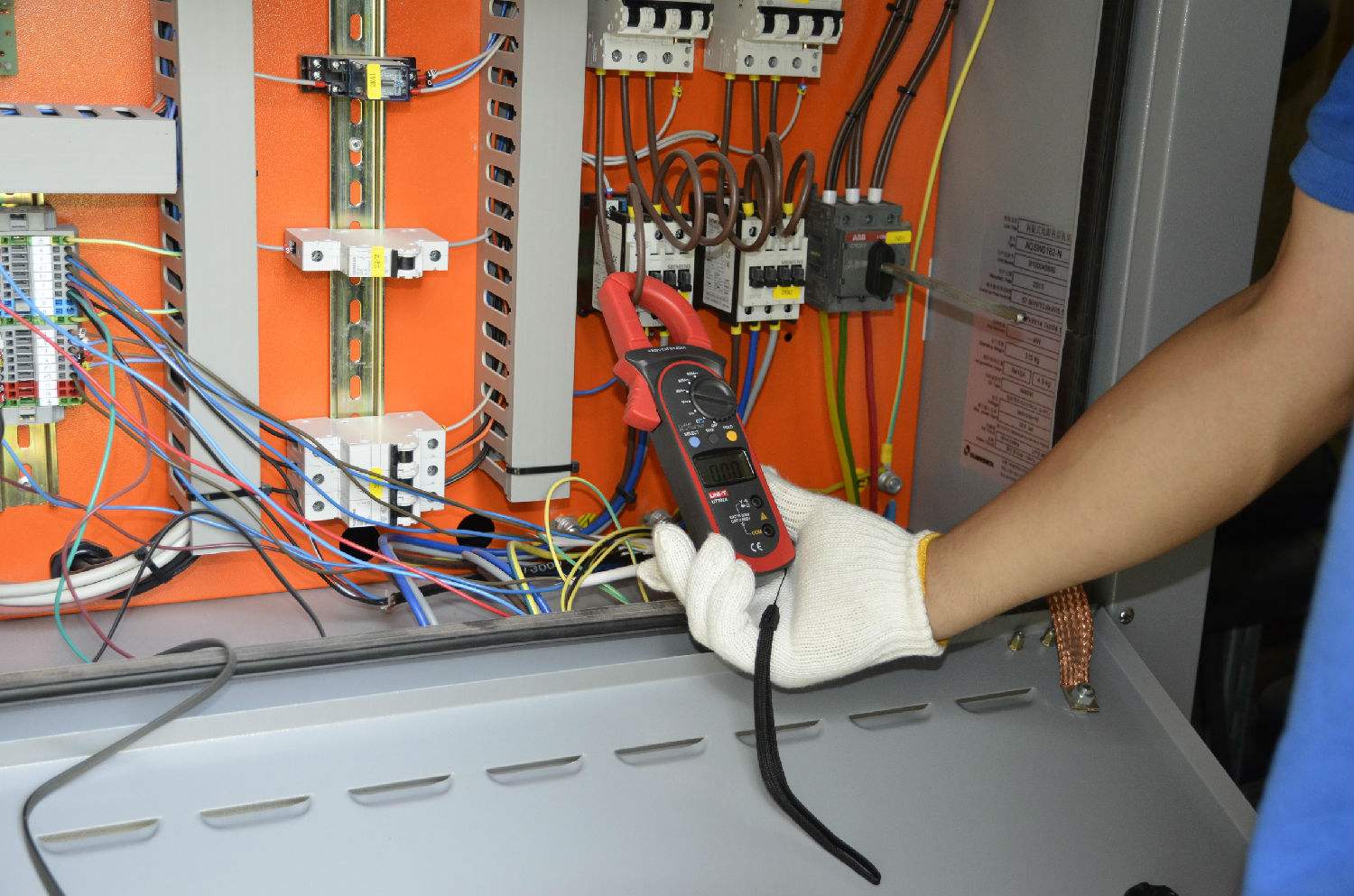 夏季地源熱泵空調怎樣清洗保養？